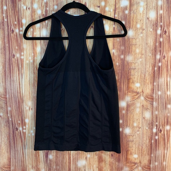 Fabletics Racerback Athletic Mesh Blk  Size Medium - Picture 9 of 13